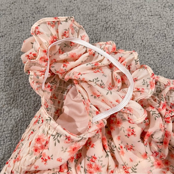 NWOT IRIS Floral blouse - Picture 9 of 10